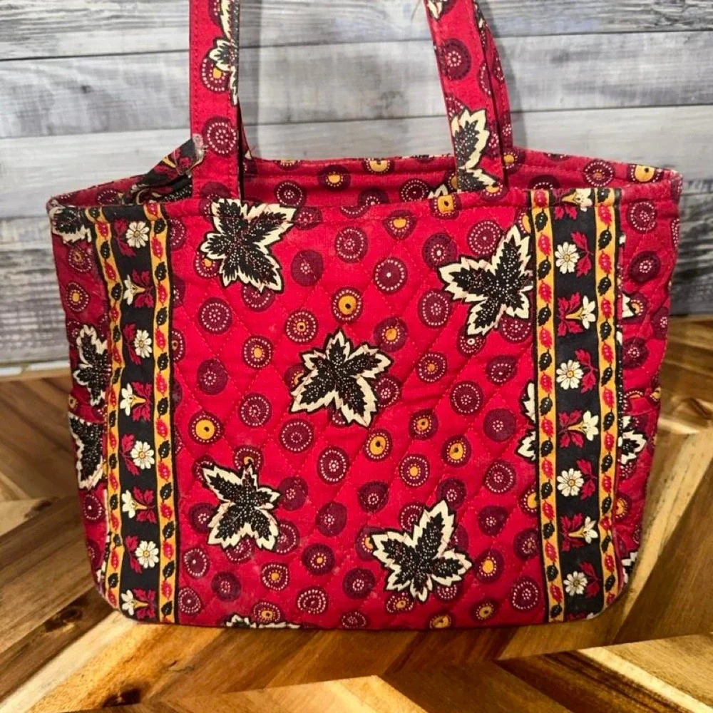 Vintage 90s Vera Bradley Red Quilted Floral Tote Zip Closure Wristlet Pockets